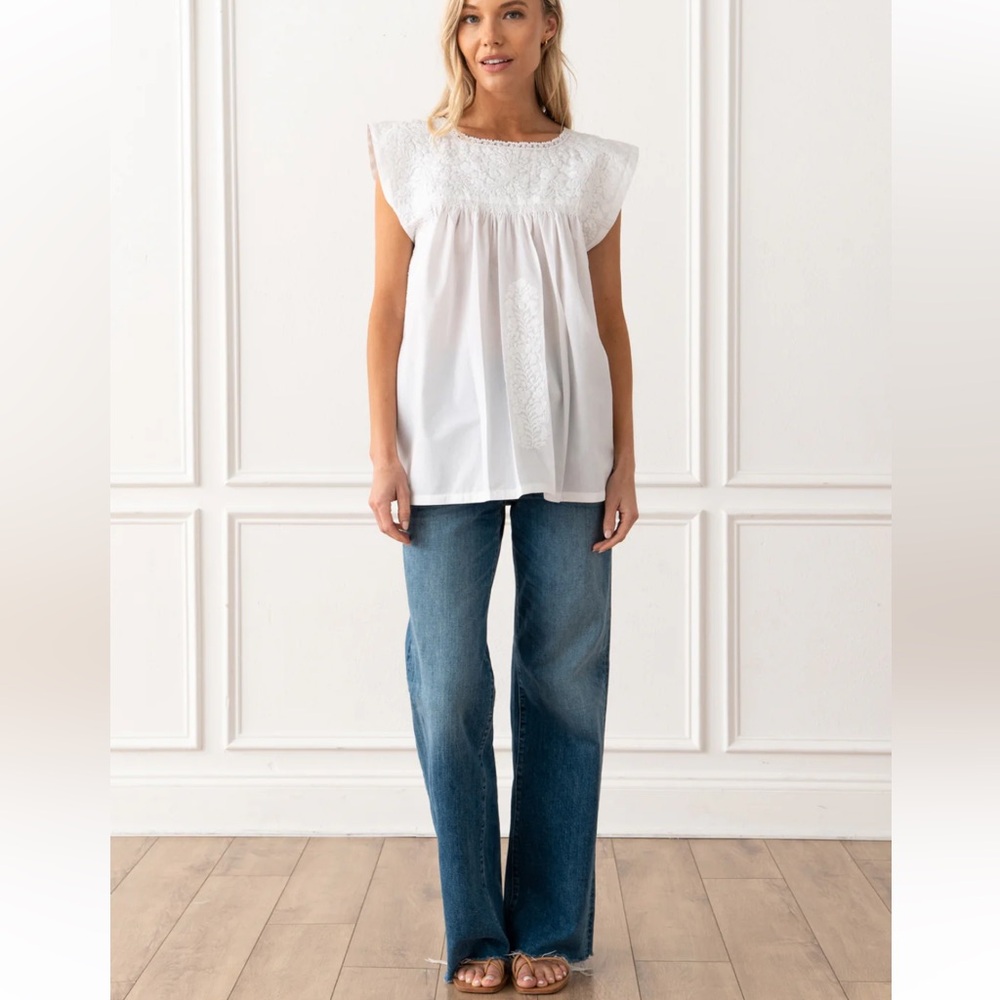 Mi Golondrina Blanca Nieve Flores Blouse